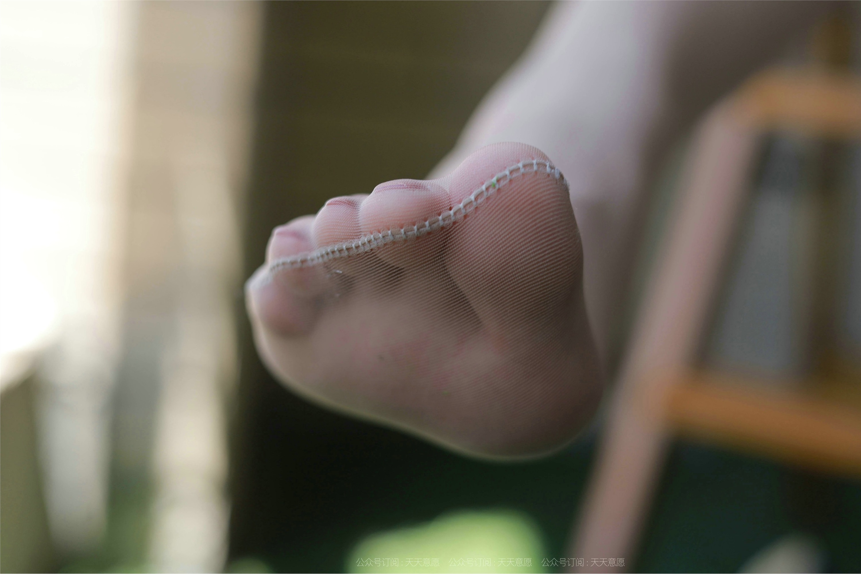 IESS异思趣向  2021.08.23 丝享家898：小七《一字肩短裙》